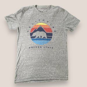 Unleash Your Cali Vibes with Aéropostale's Gray California Golden State Tee